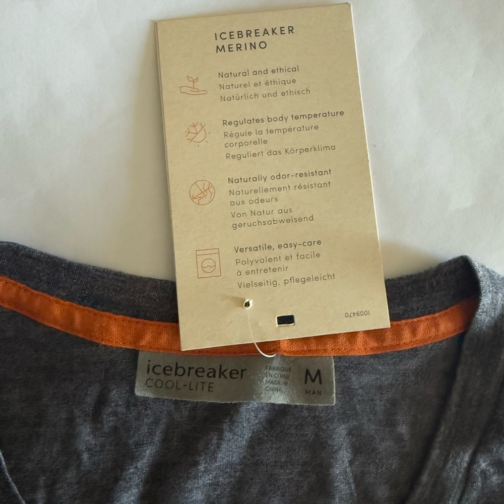 Icebreaker Classic Crew Neck Men's T‑Shirt in Heather Gray - Picture 9 of 9